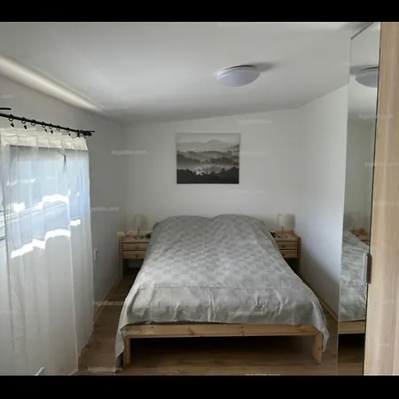 Felholdas Pagony B Apartmán