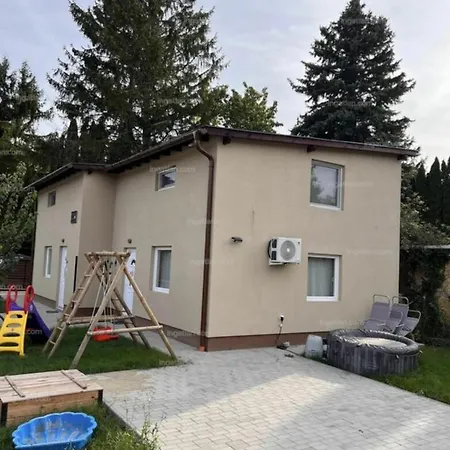 Apartman Félholdas Pagony B